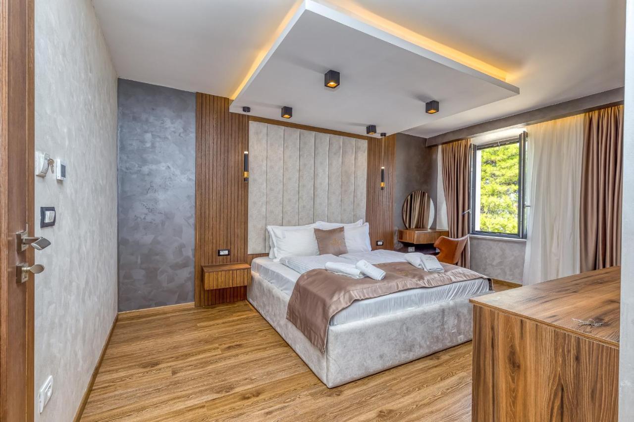 San Valentino Palace Aparthotel Umag Exterior photo