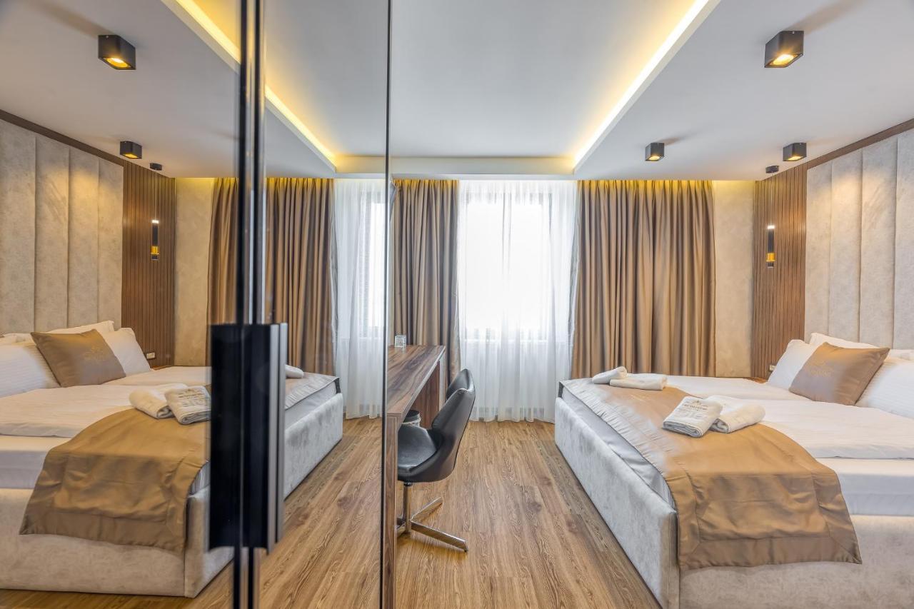 San Valentino Palace Aparthotel Umag Exterior photo